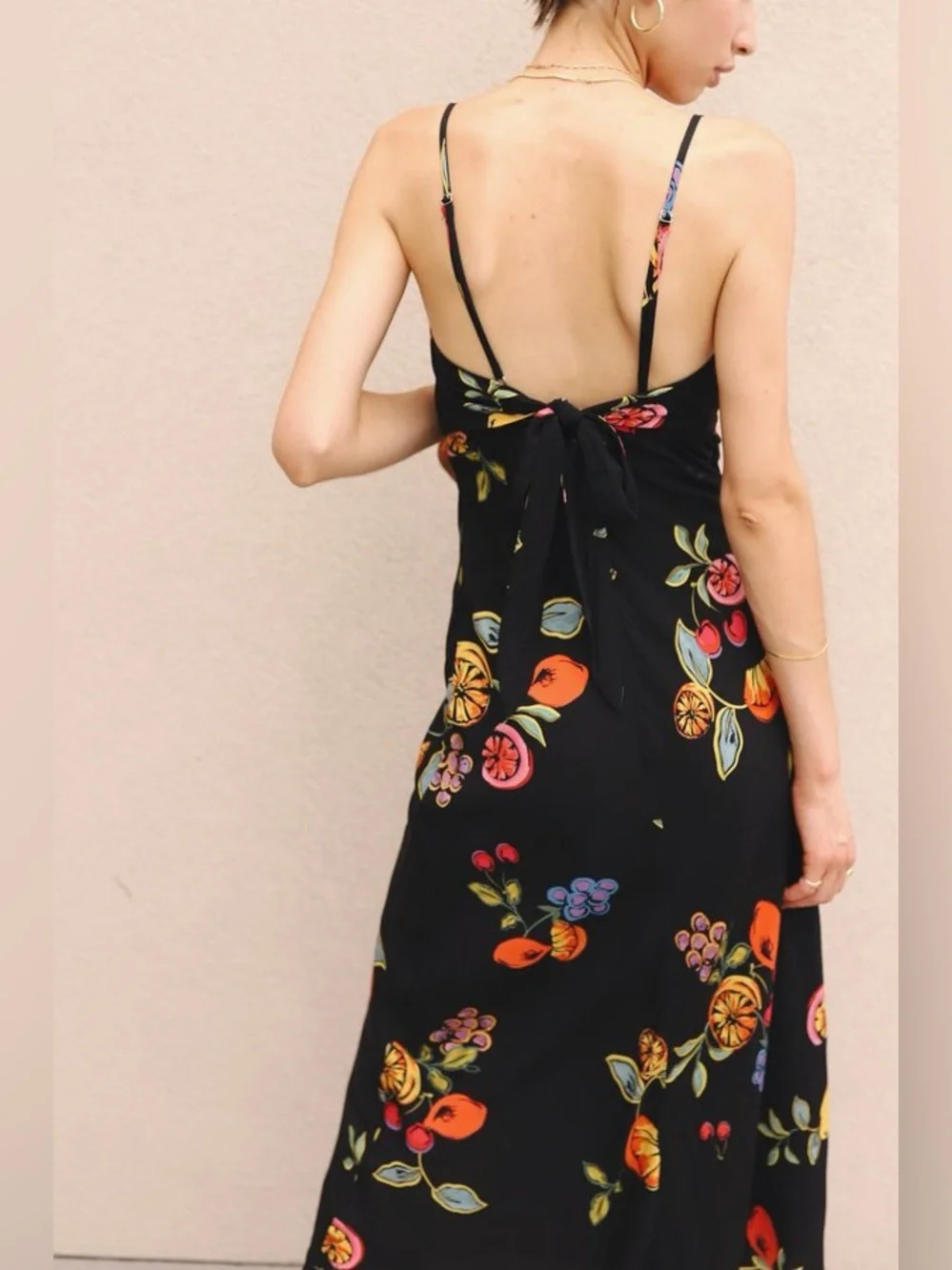ASTR The Label Charisma Tie Back Sleeveless Midi Dress Size Large Mixed Fruit